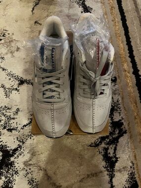 Reebok Men's Light Gray Suede Sneakers with Navy & Red Tongue Accents